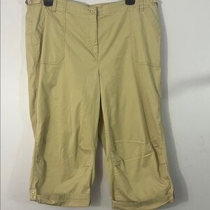 Classic elements, 18, tan capris